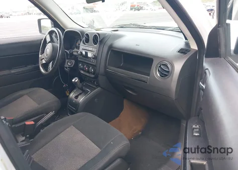 2014 Jeep Patriot Latitude z USA, uszkodzony, nr VIN 1C4NJPFB1ED618786